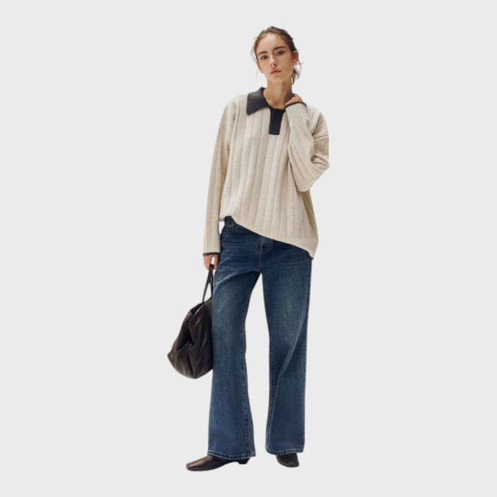 Rona | Knitted sweater with contrast collar