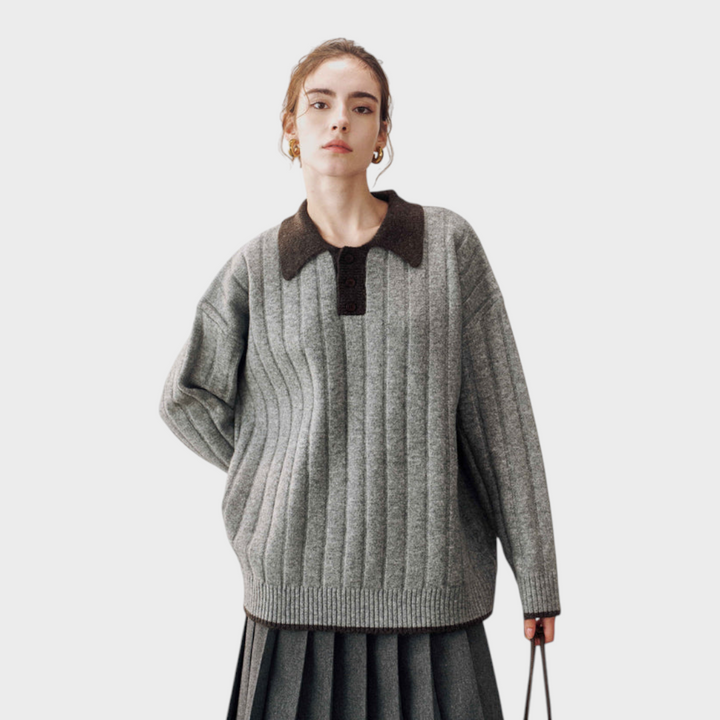 Rona | Knitted sweater with contrast collar